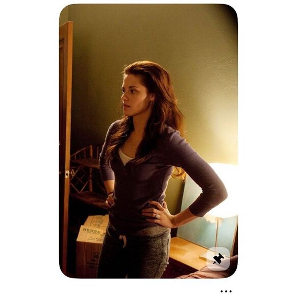 Theory Cashmere Henley Cashmere Sweater Sz S Slim Fit Navy Blue Minimalist READ - Picture 2 of 15